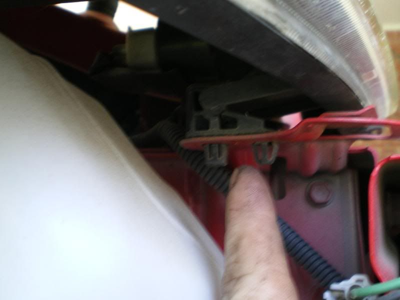 how to removing your headlights MR2 SpyderChat